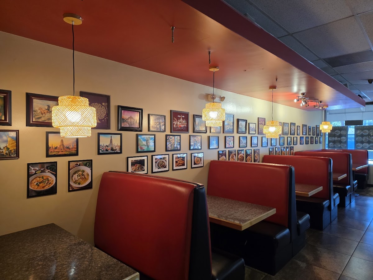 Suthathip Thai Restaurant
