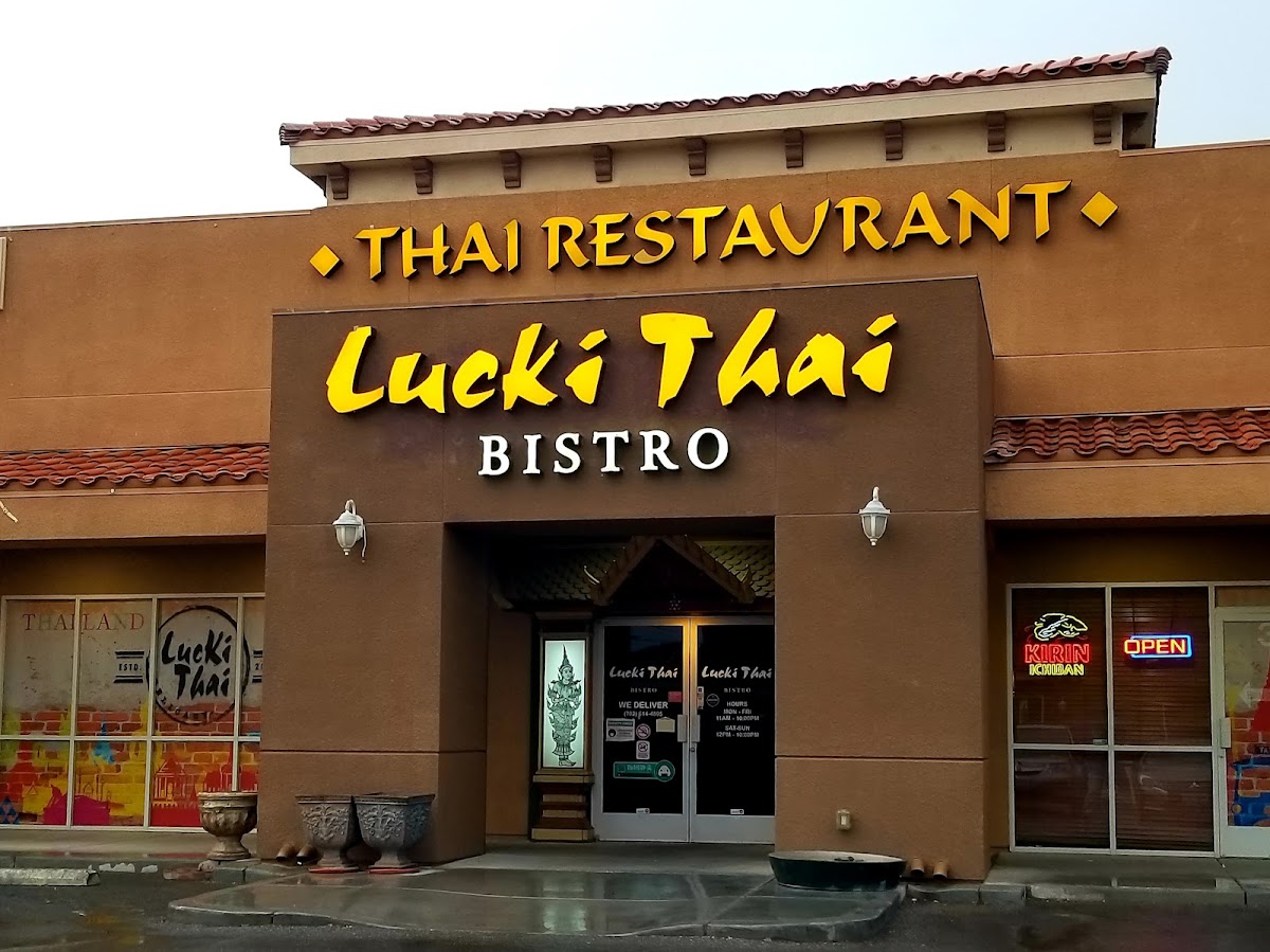 LucKi Thai Bistro